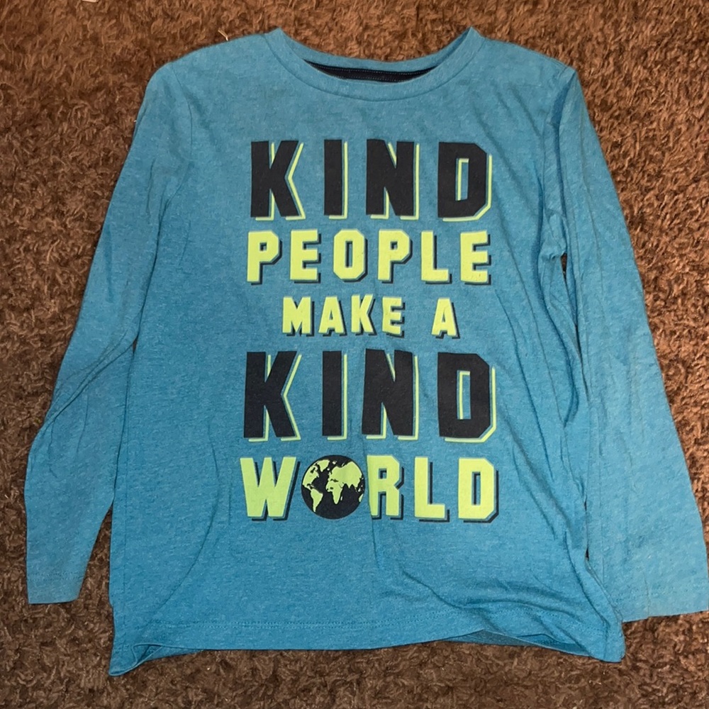 Long sleeve t-shirt
